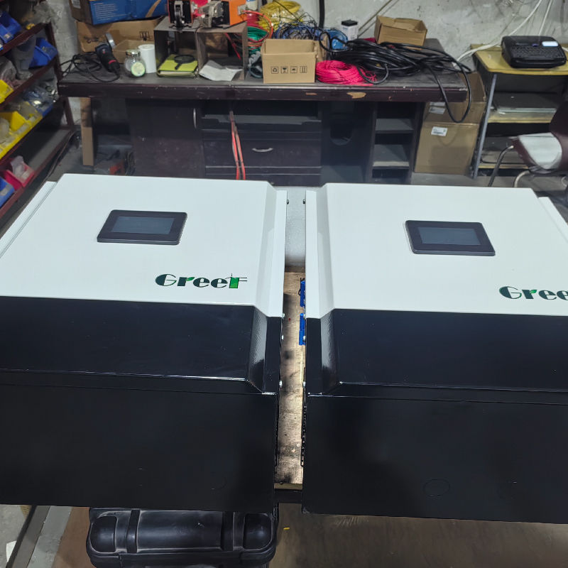 Off Grid Controller with Rated Output Current 100A/200A/80A/150A and Ambient Temperature -25C～50C